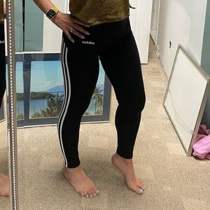 Addidas side stripe legging MED